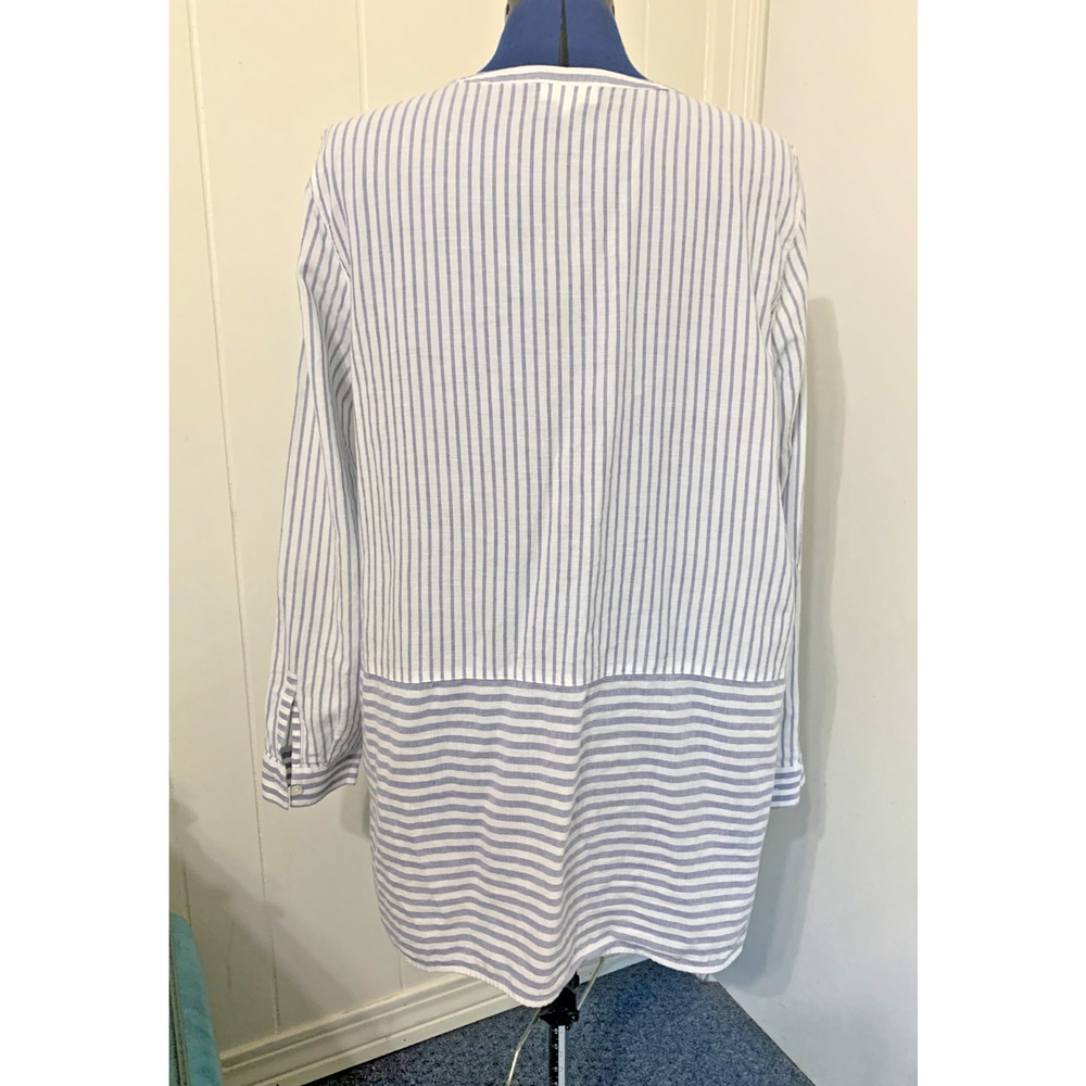 J Jill Tunic XL Top Nautical Striped Contrasting bottom, Lightweight Coastal - Picture 3 of 11